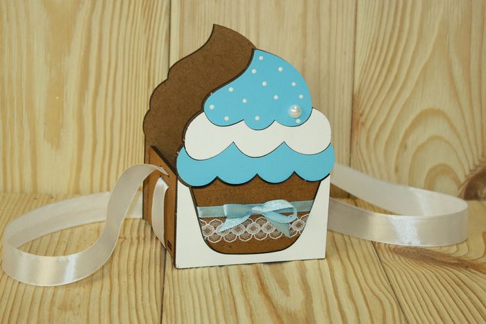 Подарочная упаковка (9,5*9*13см), Кекс, МДФ 3мм, окрашен. Дуб-голубой, 1 шт.