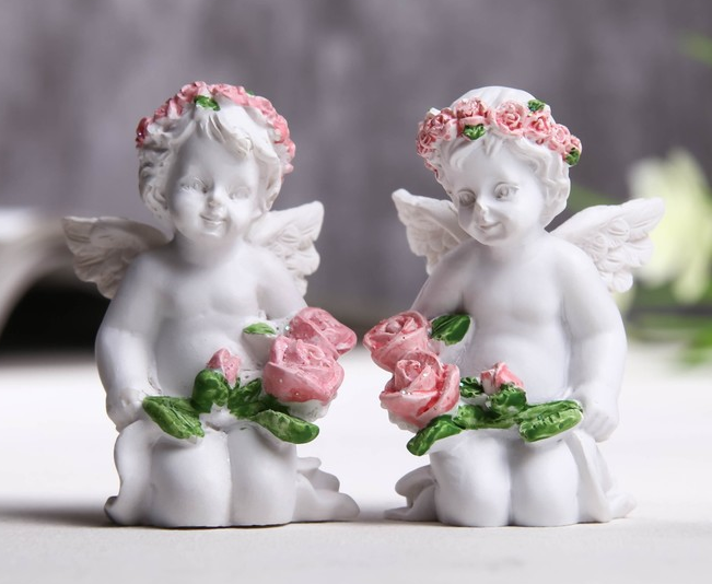 Фигурка полистоун "Ангел с бутонами роз" МИКС 5,8х3,3х3,7см, 1 шт.