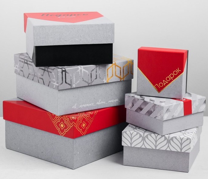 Коробка квадратная (10х10х5,5см), Праздник, 1 шт.