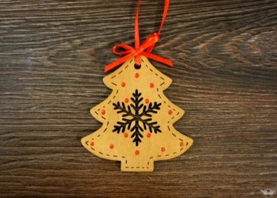 Ёлочное украшение (8,5*9см), "Ёлка", Фанера 3мм, окрашен. морилкой, оформл., Дуб-красный, 1 шт.