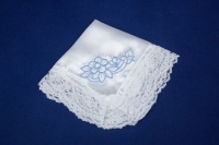 Платочек свадебный с вышивкой атлас (шир.25см;дл.25см) Белый-голубой, 1 шт.
