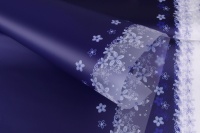 Пленка матовая (60х60см 50мкм) с цветочным орнаментом на кайме, королевская синяя, 1 шт.