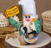 Оберег-домовой "Матвей с метлой и подковой", 30х20х14 см, 1 шт.