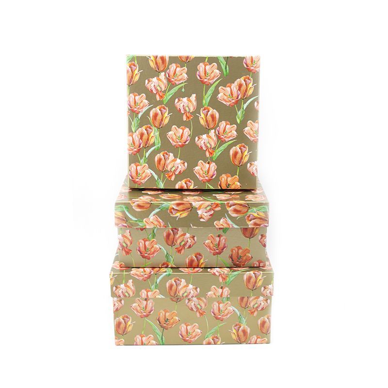 Коробка квардратная (17,5*17,5*8см) Тюльпаны на золотом, 1 шт.
