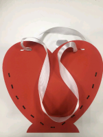 Подарочная упаковка-сердце с прямыми стенками на подставке (25*10*23см), красная, 1 шт.