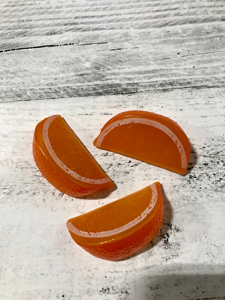 Муляж долька апельсина, объемная, 1 шт.