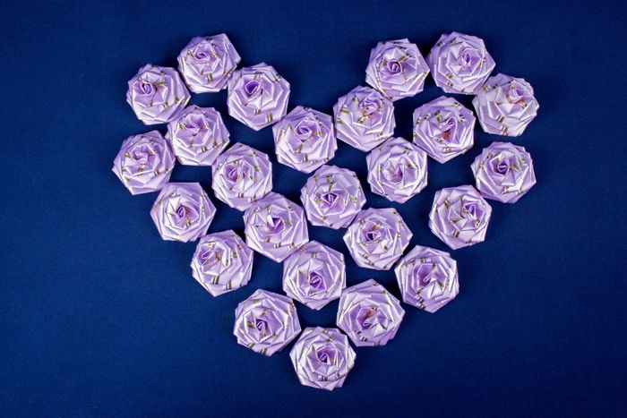 Бант"Роза" средняя с золотом (4,5см) Сиреневый-золото, 25 шт.