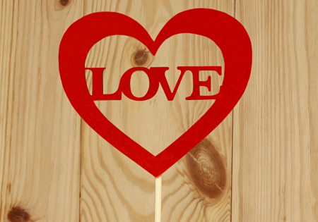 Топпер "Love" в сердце (10*30) МДФ 3мм, окрашен. на шпажке, Красный, 1 шт.