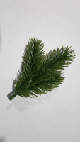 Веточка еловая маленькая, Зеленая, 1 шт.