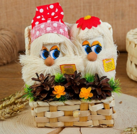 Оберег «Пара домовых в корзинке», 1 шт.