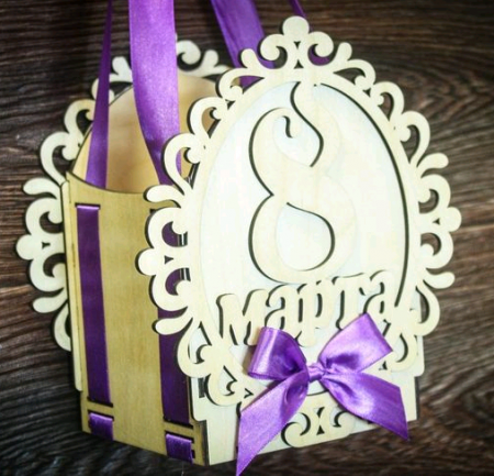 Подарочная упаковка (17,5*11*9 см), "8 марта."Фанера 3мм, неокраш., оформл., 1 шт.