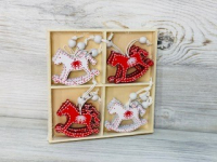 Игрушка на ёлку из дерева (4*5,5см), Лошадка, 12 шт.