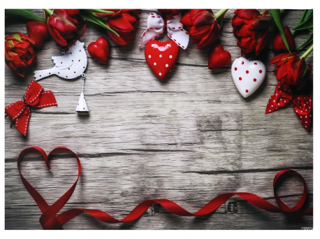 Фотофон винил (80*125 см), "Красные тюльпаны и сердечки в горох", 1 шт.